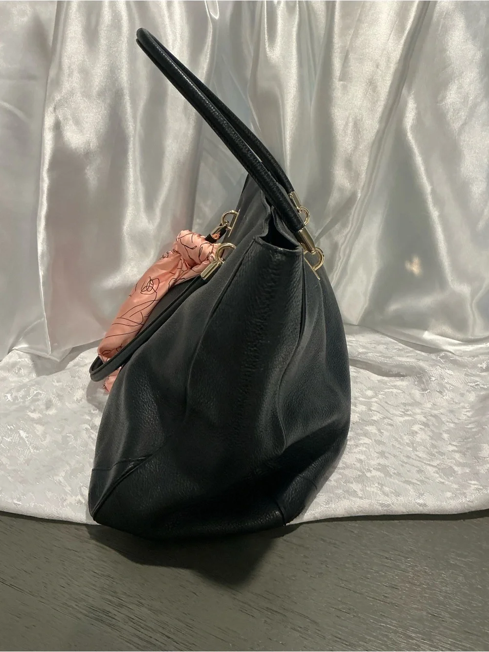 kate spade slouchy black